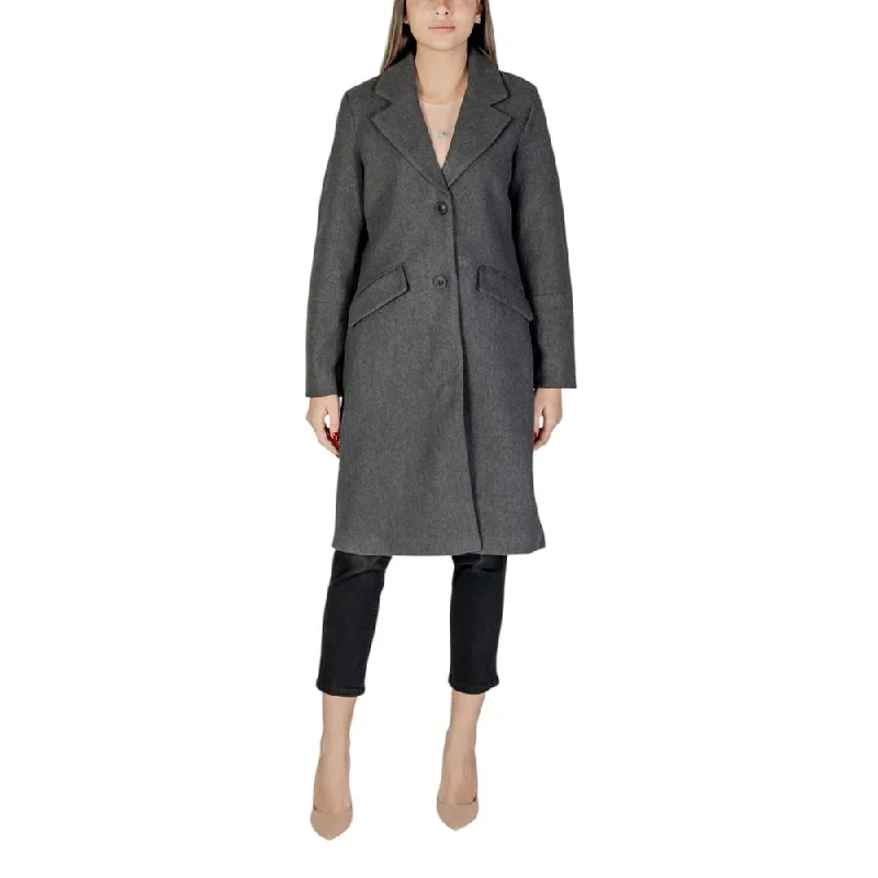 women's poncho coats -Vero Moda  Polyester Jackets & Women's Coat