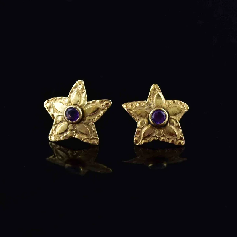 women's black earrings -Vintage 14K Gold Star Amethyst Stud Earrings