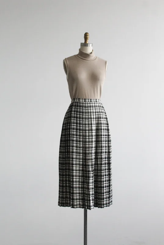 women's textured skirts -women's tapered trousers -winter picnic midi skirt